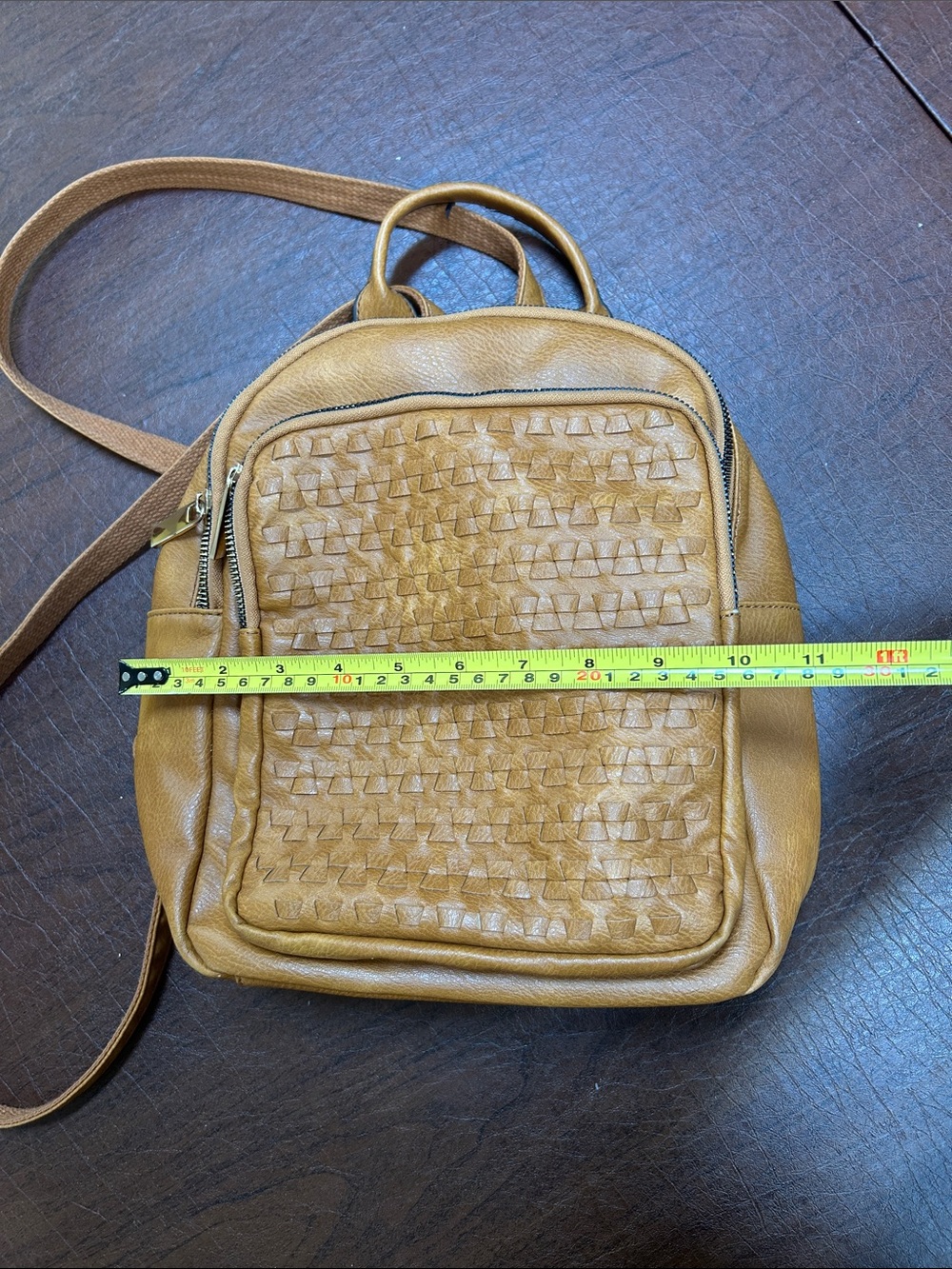 Tan backpack - Picture 2 of 7